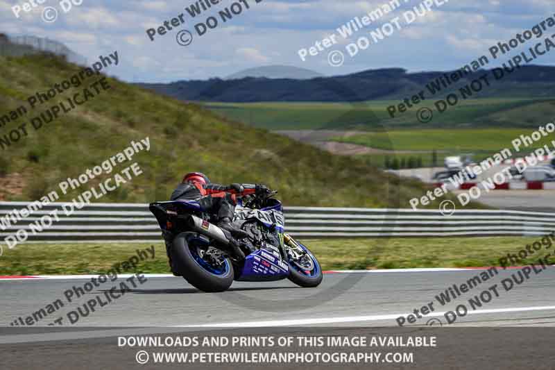 cadwell no limits trackday;cadwell park;cadwell park photographs;cadwell trackday photographs;enduro digital images;event digital images;eventdigitalimages;navarra;no limits trackdays;peter wileman photography;racing digital images;trackday digital images;trackday photos